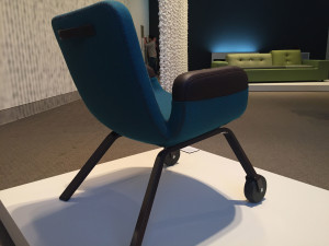 HellaChair01