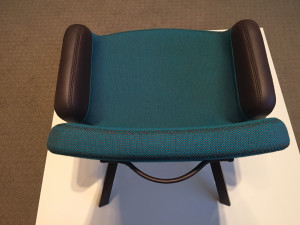 HellaChair03